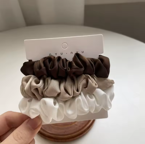 MTM™ - Satin Scrunchie Set - for minimal hair damage!